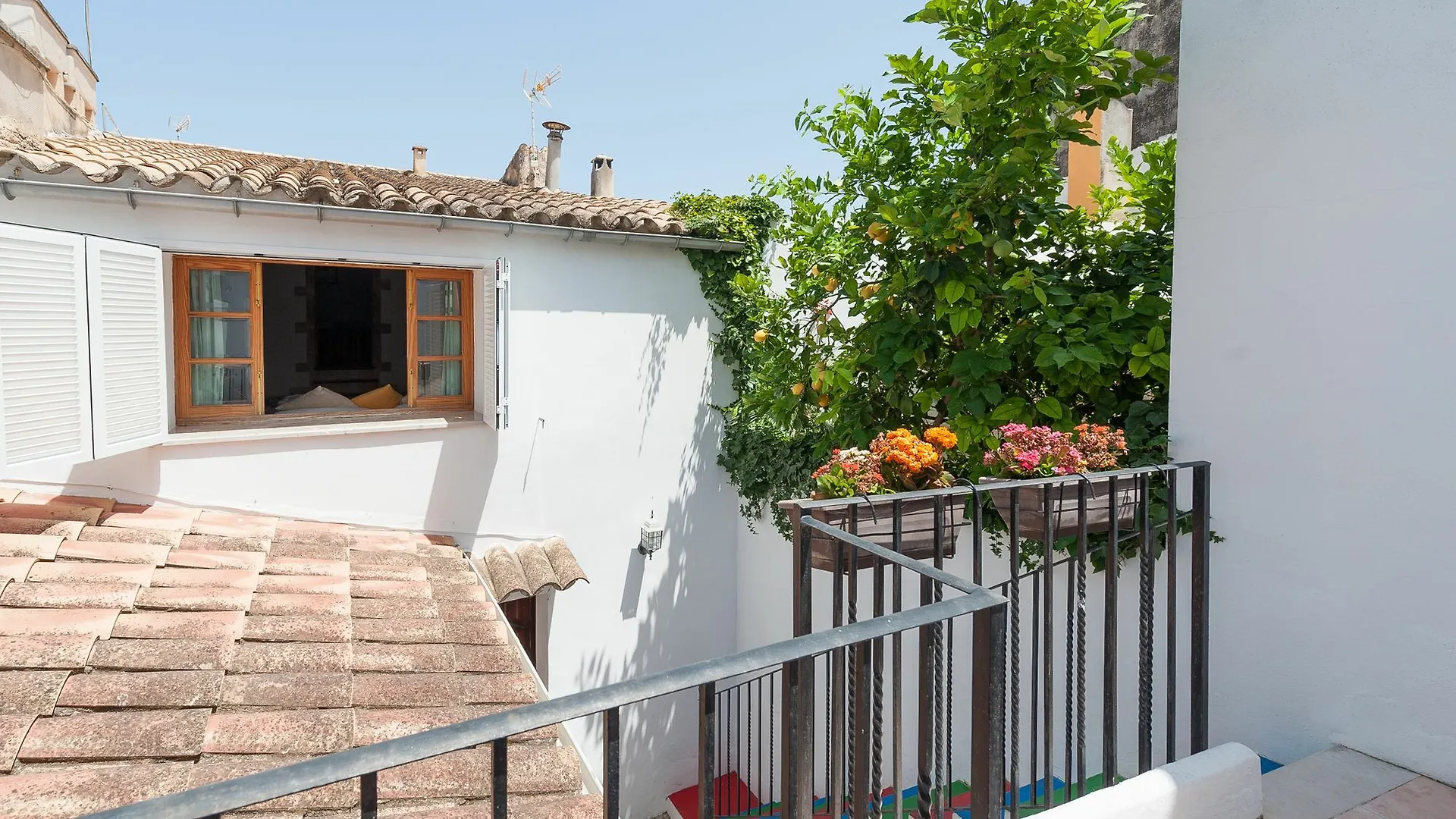 Artist'S House In Alcudia, Close To Beaches Spain